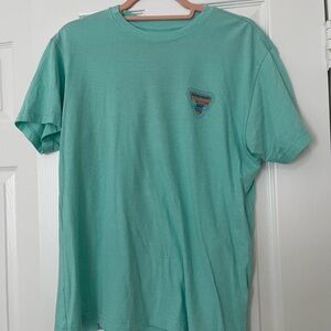Buckle Departwest Men's Tee. Size Large.